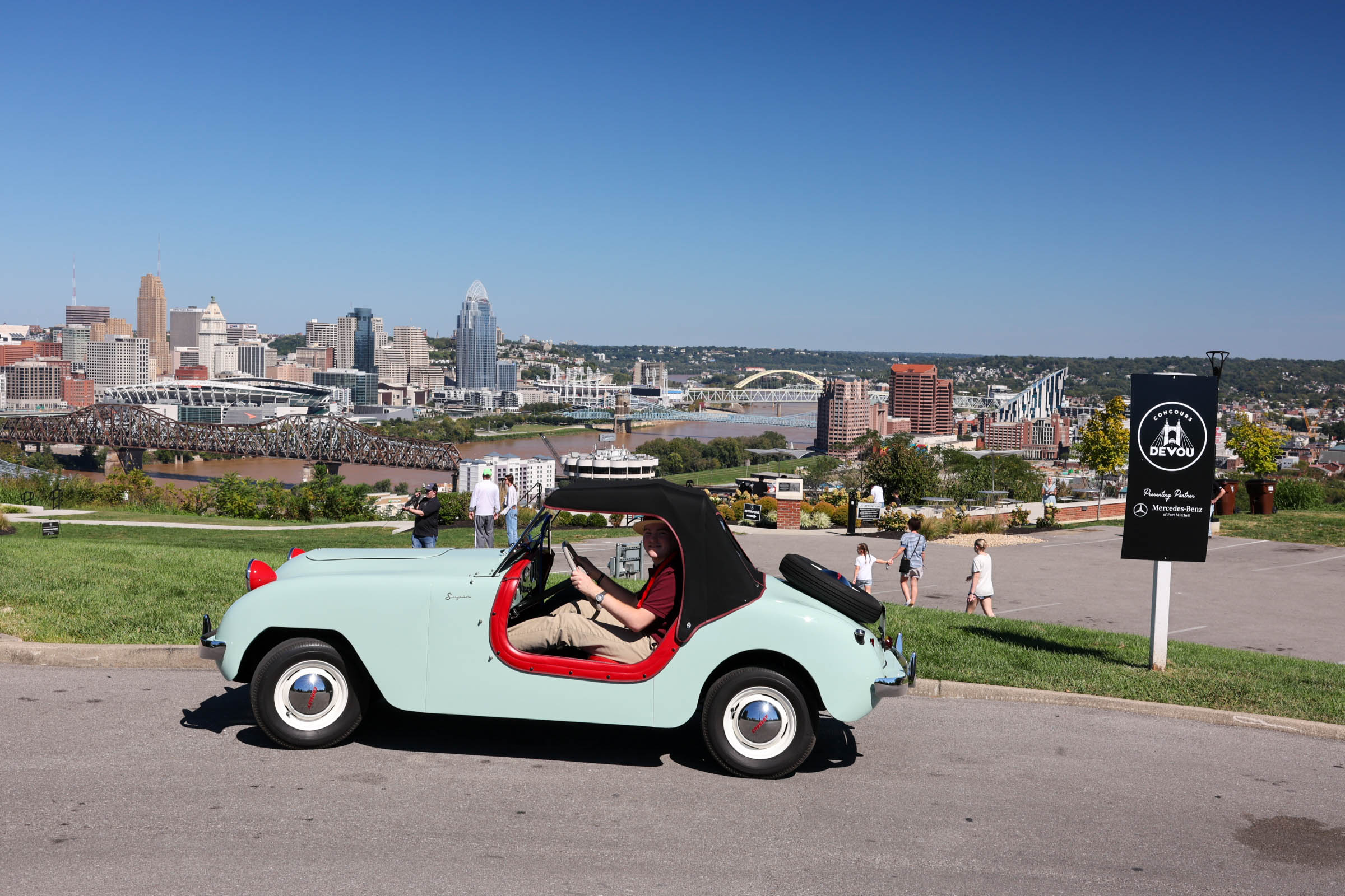 Freddie Murrer - 1950 Crosley Super Sports — Best in Class — Rare & Unique or Rarely Seen